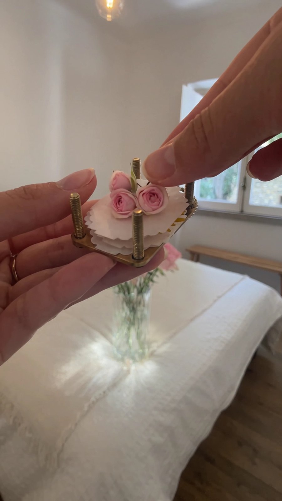 Love Petals pocket flower press