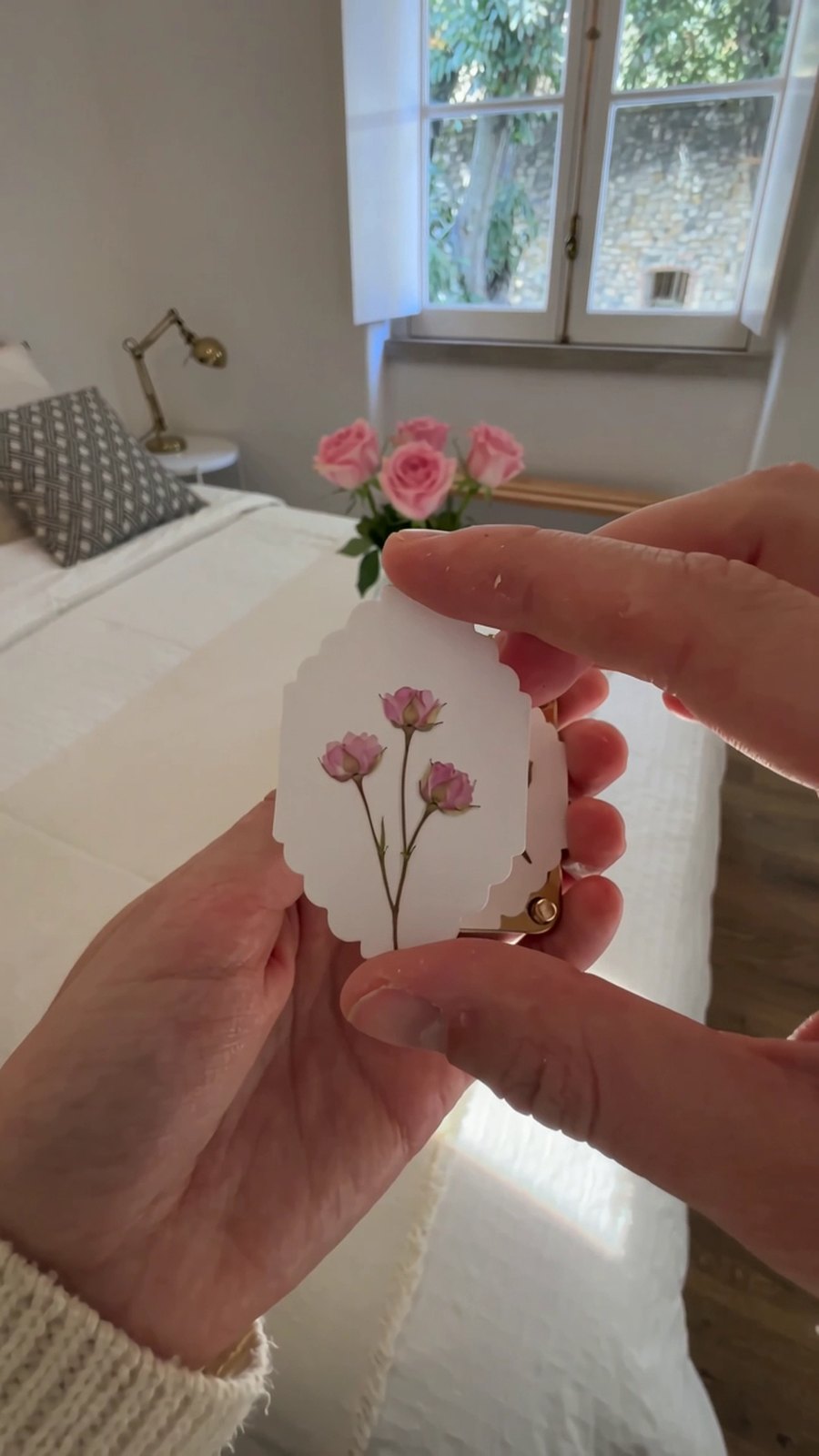 Love Petals pocket flower press